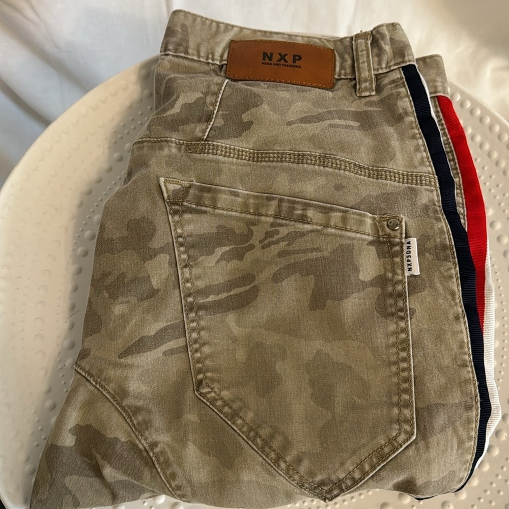 NXP - Nina and Pasadena STRIPED CAMO CROP SLIM SARGEANT PANT 👀